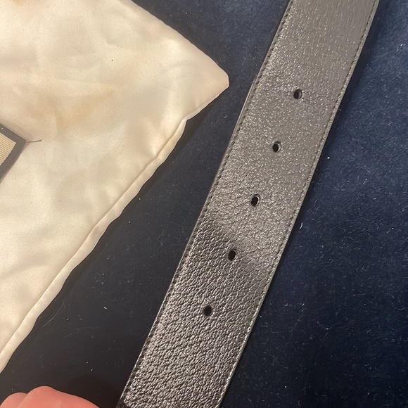 Authentic Gucci Wide leather belt with Double G buckle - Picture 4 of 8